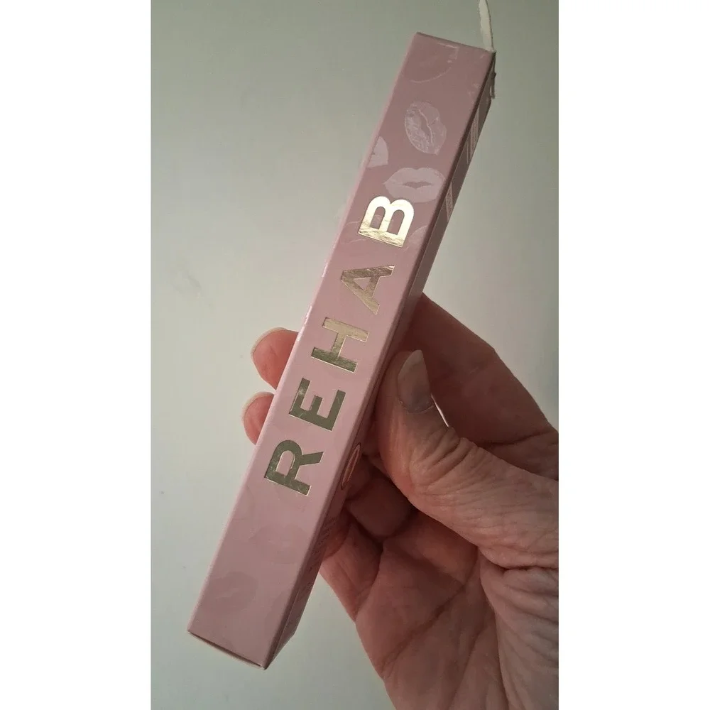 Revolution Rehab Lip Plumper Maximiser Lip Balm Plumping 0.33 fl oz Vit E & C